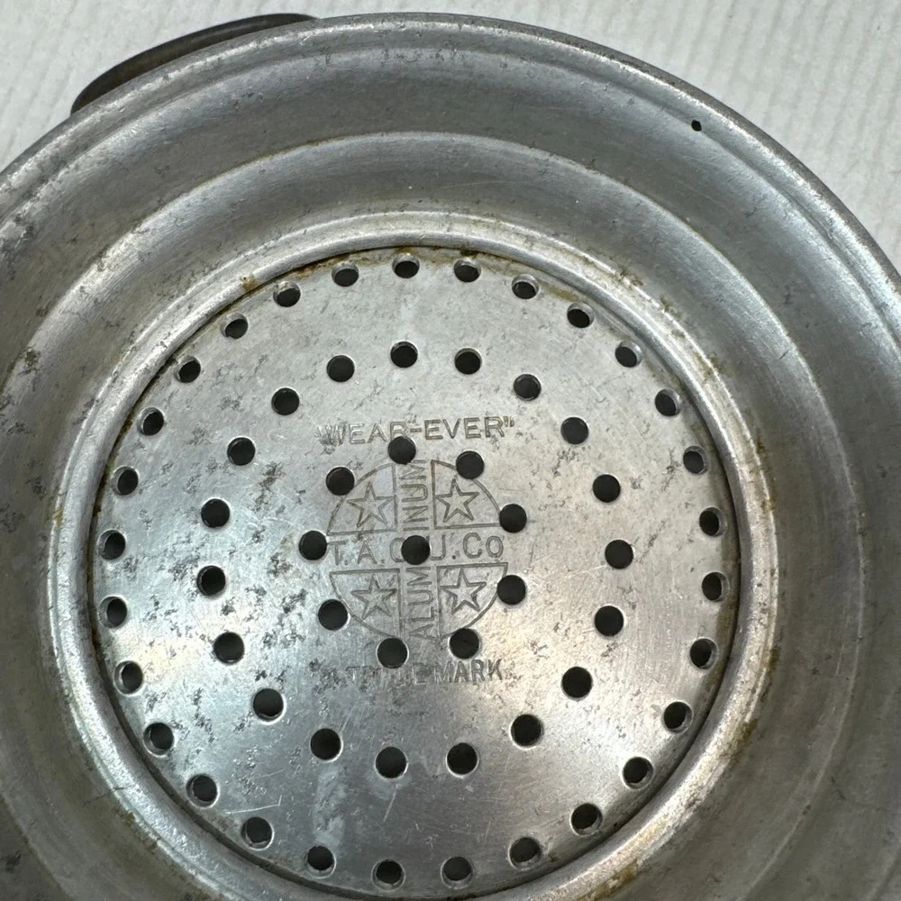Wear-Ever Heavy Duty Aluminum Colander Strainer‎ Metal Vintage Handles